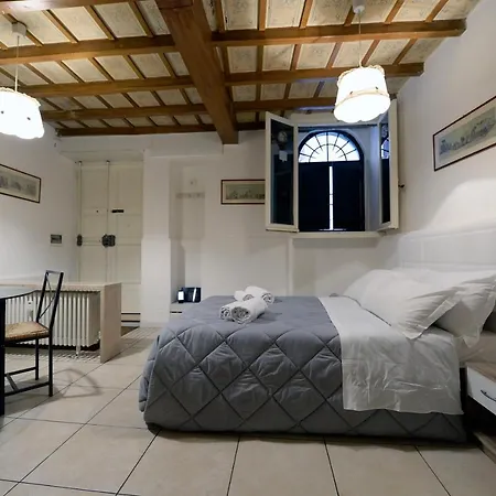 Easy Holidays - In Caterina Roma